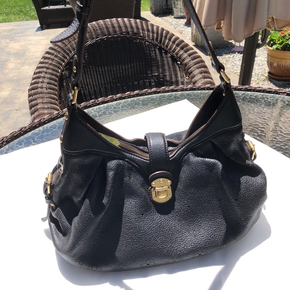 Louis Vuitton Handbags - Louis Vuitton Mahina Hobo